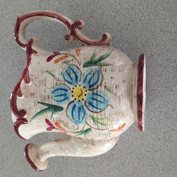 Vintage Napcoware watering can planter. - Picture 2 of 5